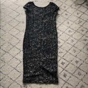 H&M hip hugging t shirt dress S